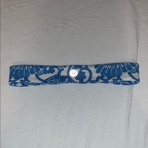 lululemon blue and white floral headband
